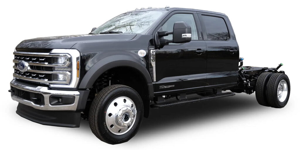 2026 LUXE TRUCKS FORD F-550